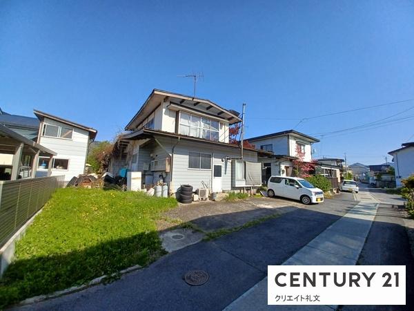 売地  / 上山市長清水1丁目