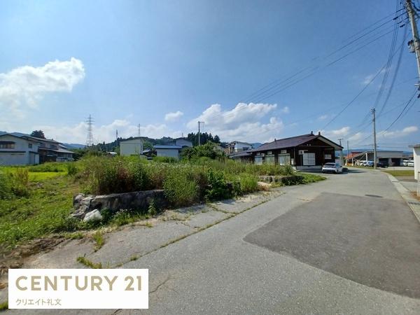 売地  / 村山市大字湯野沢